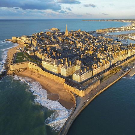 Demeures & Chateaux - Hotel De La Porte Saint-Malo Dinan Exteriör bild