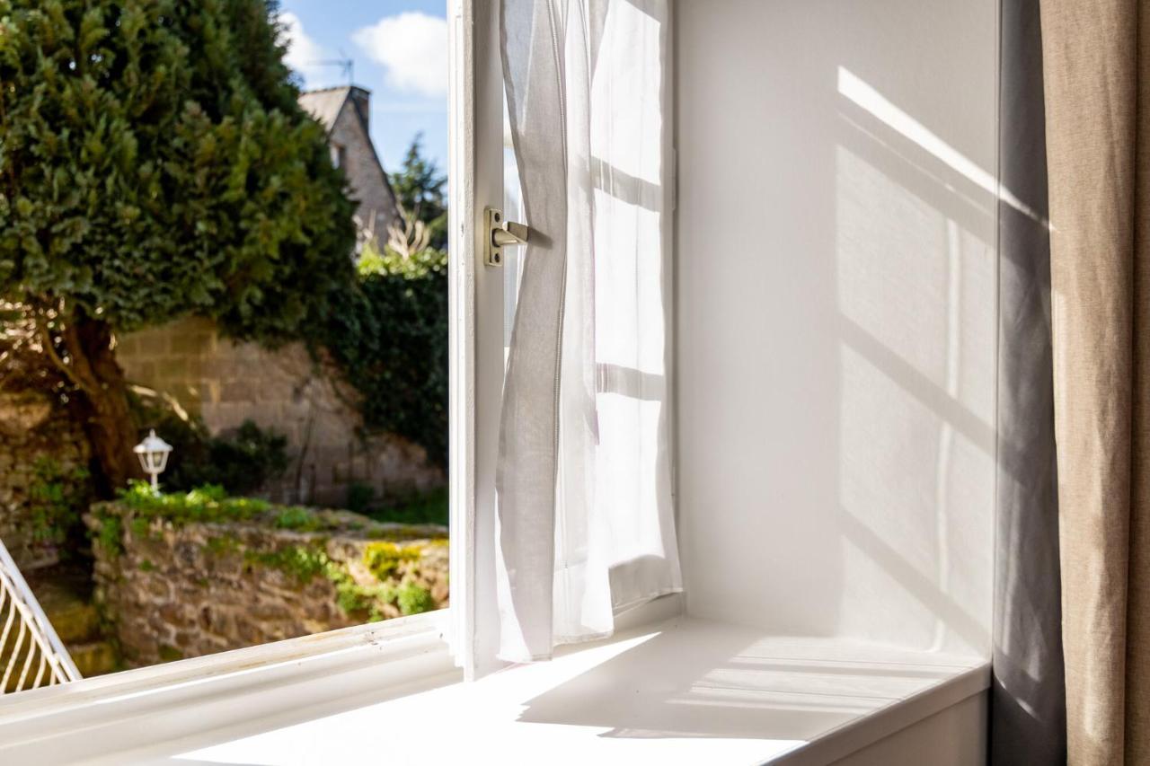 Demeures & Chateaux - Hotel De La Porte Saint-Malo Dinan Exteriör bild